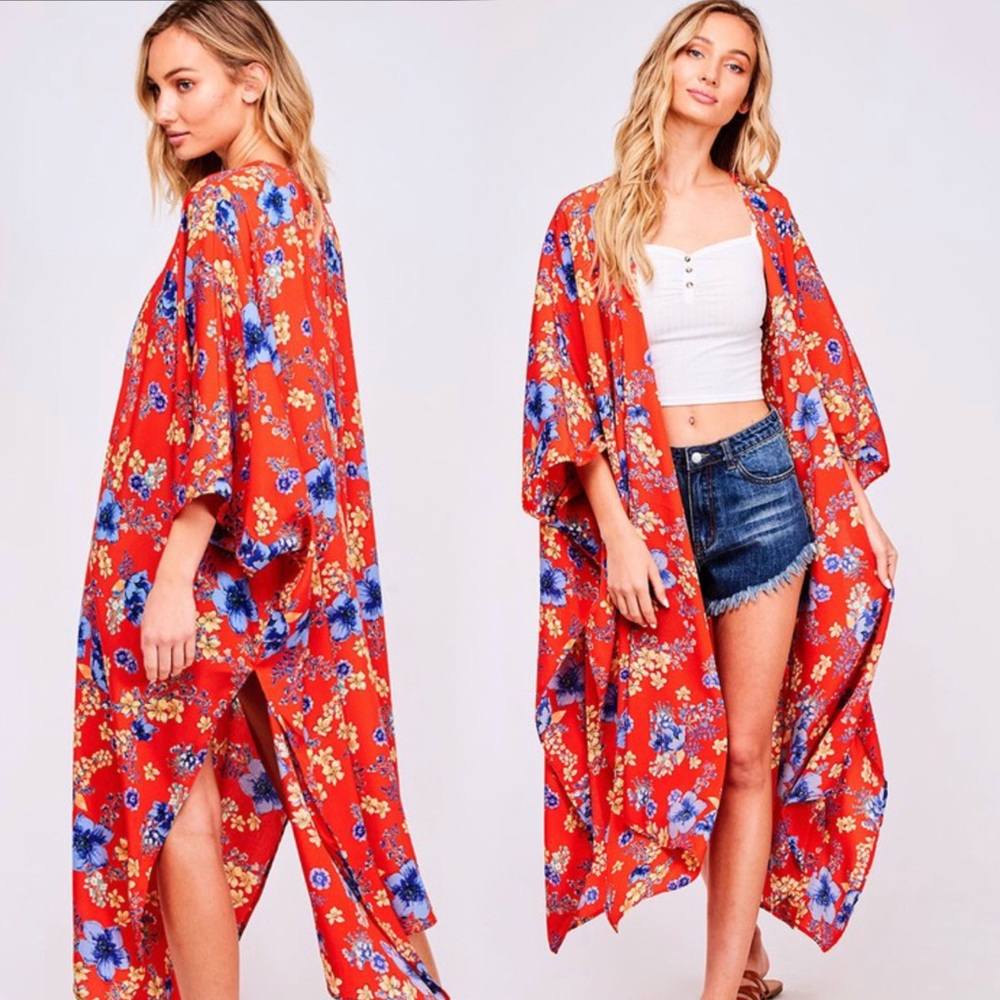Peach Love California Red Floral Kimono Cardigan
Oversized - Picture 4 of 9